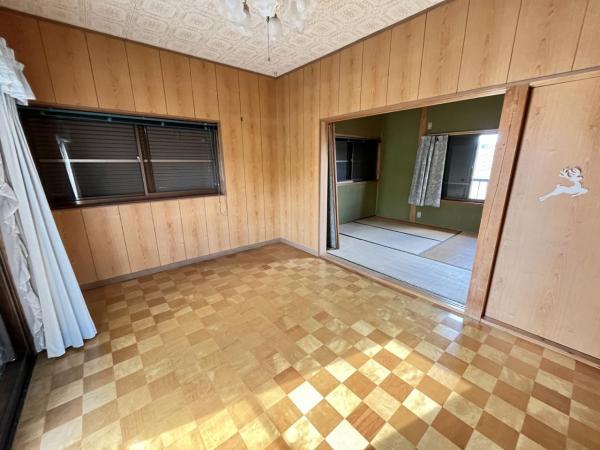 2階洋室 全窓シャッター付き! 2階洋室 全窓シャッター付き!