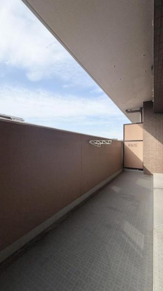 バルコニー バルコニー