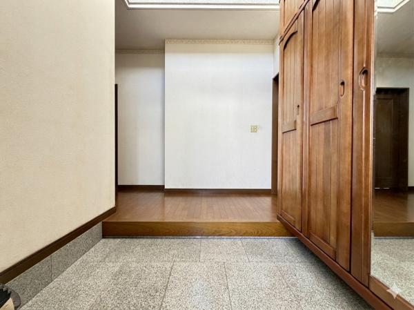 ※室内を見やすくするため、AI加工により家具・荷物等を除去しています。現況と異なる場合があります。 ※室内を見やすくするため、AI加工により家具・荷物等を除去しています。現況と異なる場合があります。