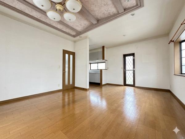 ※室内を見やすくするため、AI加工により家具・荷物等を除去しています。現況と異なる場合があります。 ※室内を見やすくするため、AI加工により家具・荷物等を除去しています。現況と異なる場合があります。