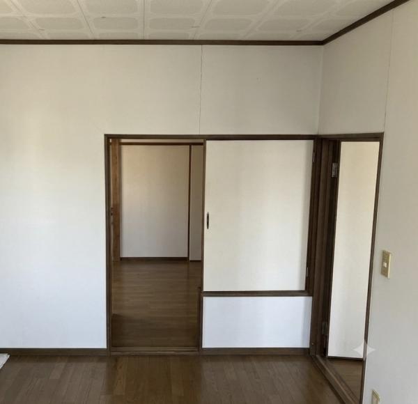 ※室内を見やすくするため、AI加工により家具・荷物等を除去しています。現況と異なる場合があります。 ※室内を見やすくするため、AI加工により家具・荷物等を除去しています。現況と異なる場合があります。