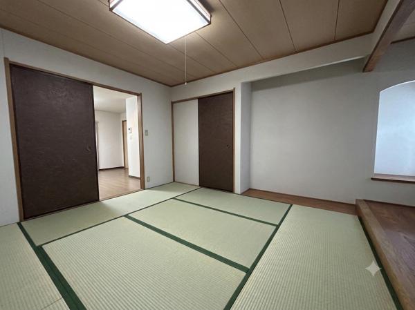 ※室内を見やすくするため、AI加工により家具・荷物等を除去しています。現況と異なる場合があります。 ※室内を見やすくするため、AI加工により家具・荷物等を除去しています。現況と異なる場合があります。