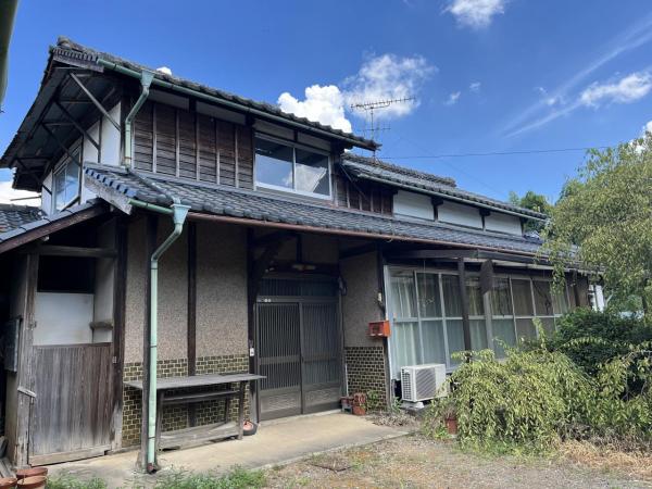山鹿市鹿央町合里 中古一戸建て 山鹿市鹿央町合里 中古一戸建て