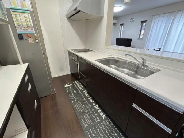 ※室内を見やすくするため、AI加工により家具・荷物等を除去しています。現況と異なる場合があります。 ※室内を見やすくするため、AI加工により家具・荷物等を除去しています。現況と異なる場合があります。