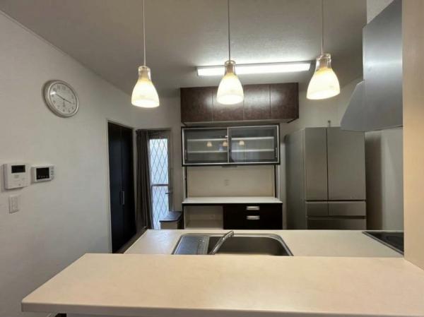 ※室内を見やすくするため、AI加工により家具・荷物等を除去しています。現況と異なる場合があります。 ※室内を見やすくするため、AI加工により家具・荷物等を除去しています。現況と異なる場合があります。